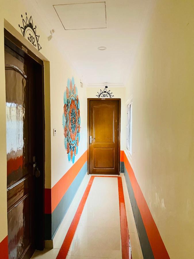 Live Free Hostel, Mcleodganj แมคลอยด์กันจ์ ภายนอก รูปภาพ